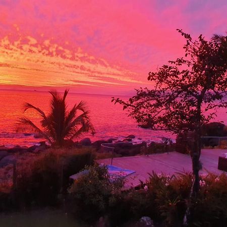 Sol-Lua Bangalo Com Uso Exclusivo Da Piscina Villa Ilhabela Bagian luar foto