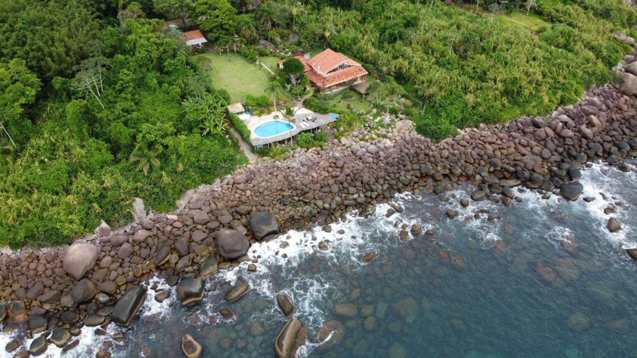 Sol-Lua Bangalo Com Uso Exclusivo Da Piscina Villa Ilhabela Bagian luar foto