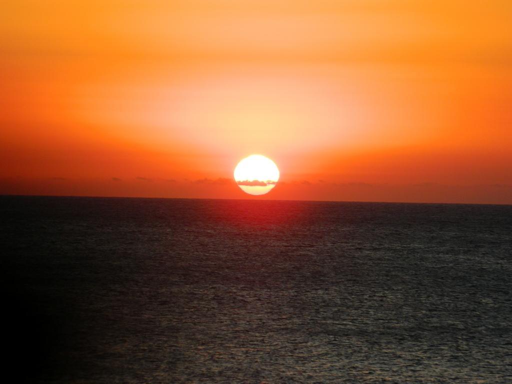 Sol-Lua Bangalo Com Uso Exclusivo Da Piscina Villa Ilhabela Bagian luar foto