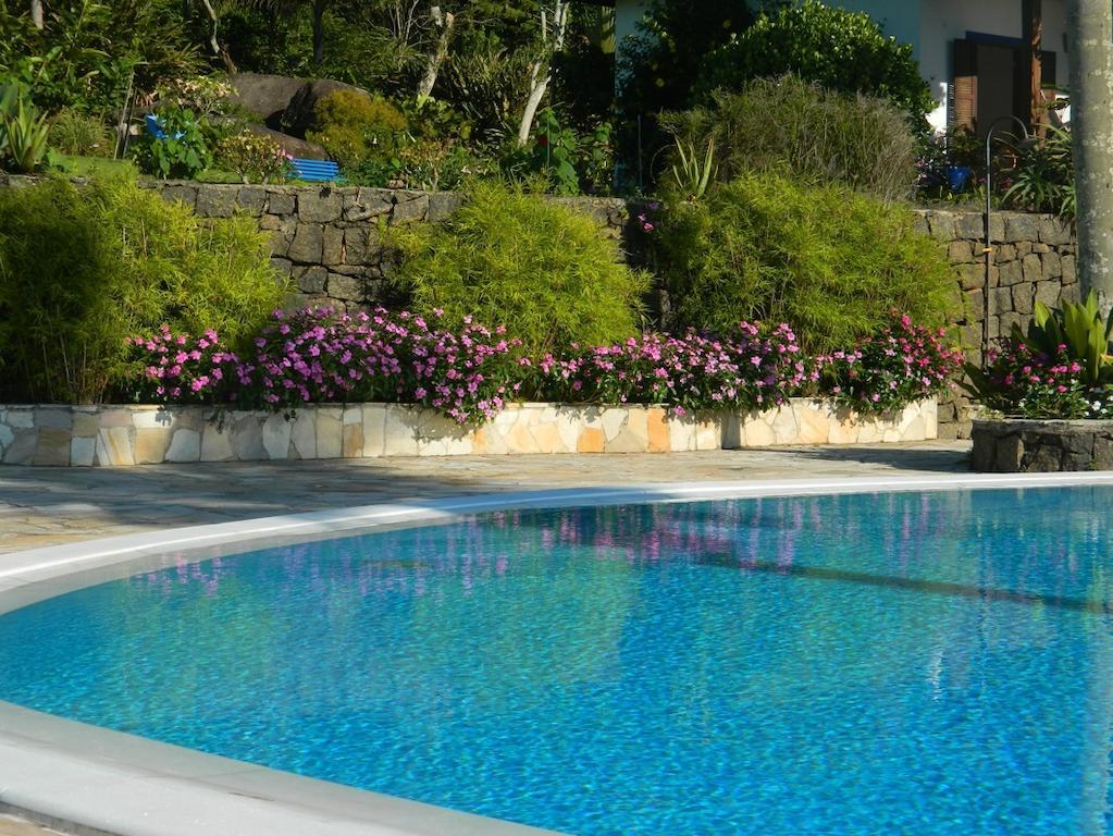 Sol-Lua Bangalo Com Uso Exclusivo Da Piscina Villa Ilhabela Bagian luar foto