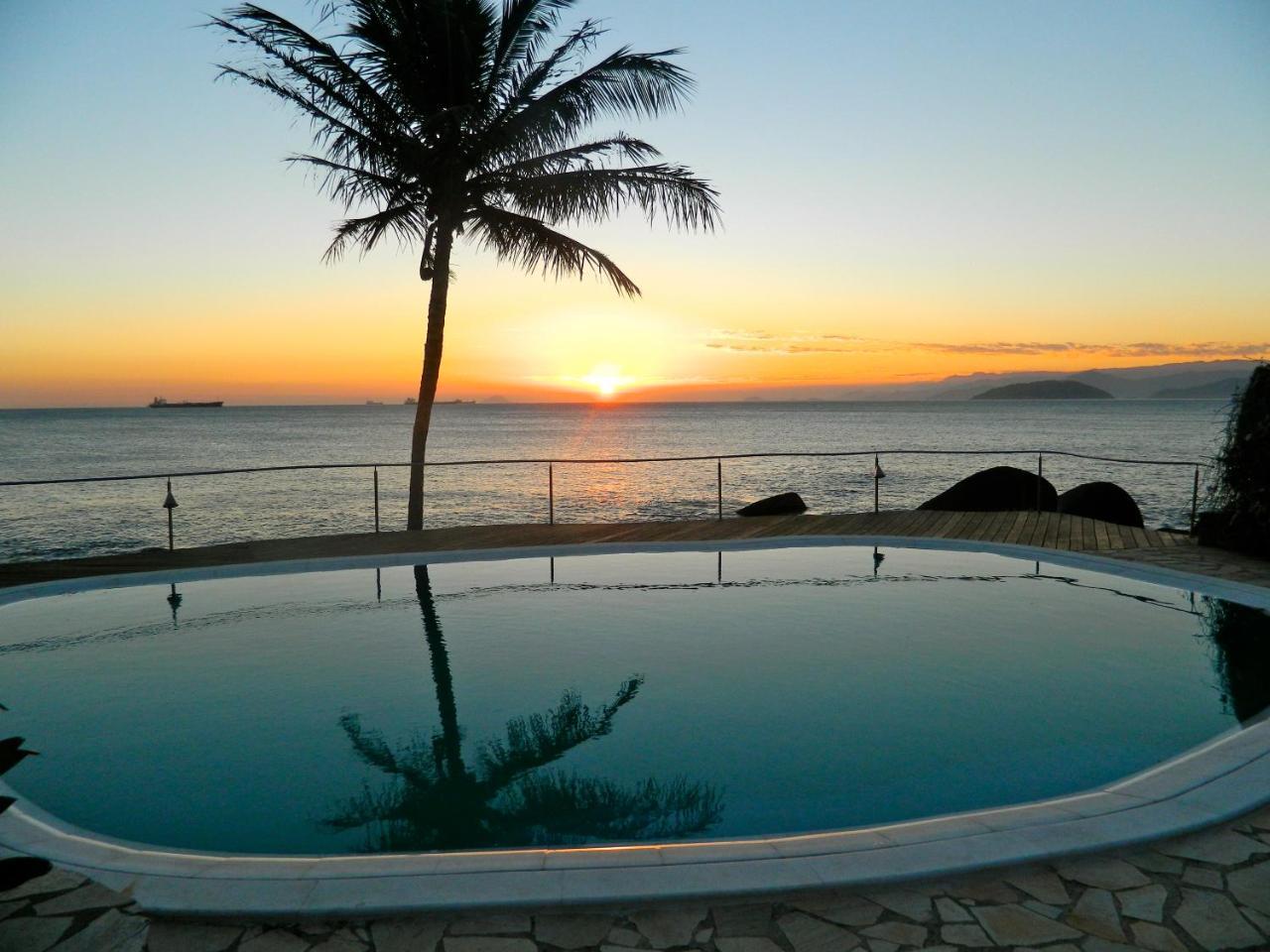 Sol-Lua Bangalo Com Uso Exclusivo Da Piscina Villa Ilhabela Bagian luar foto