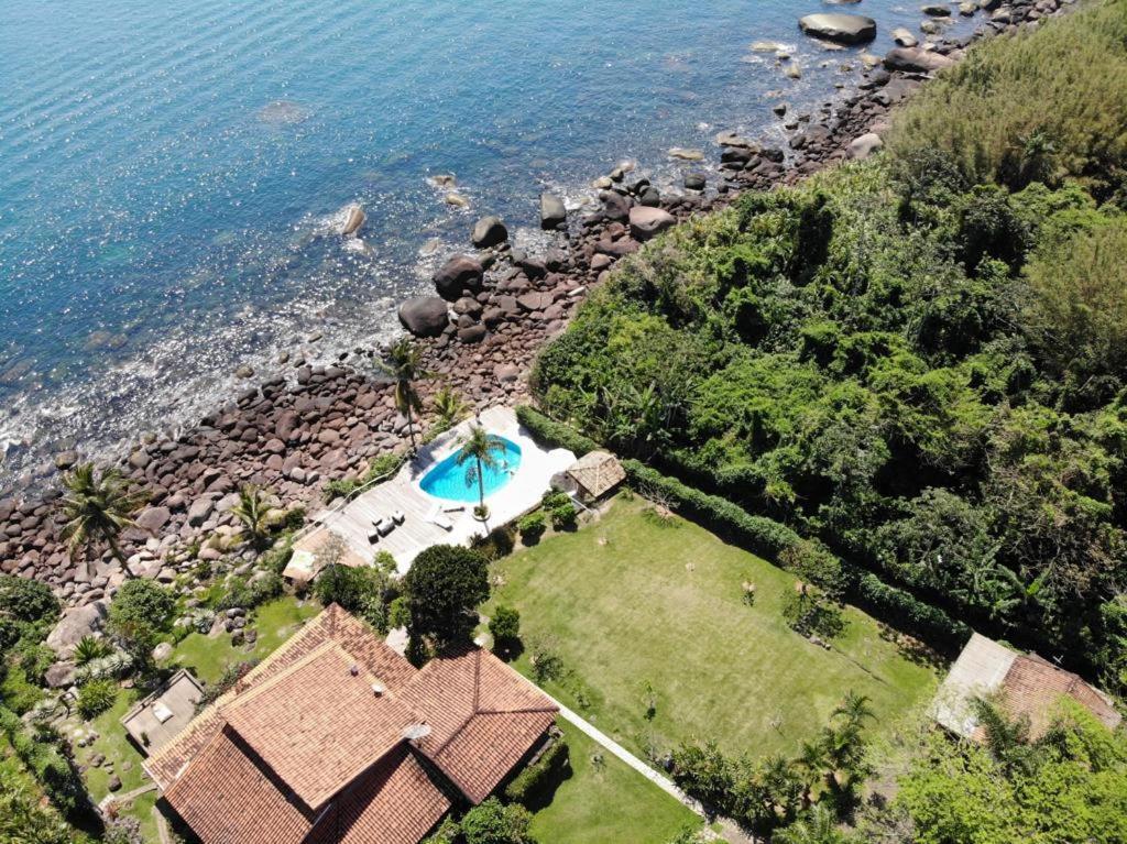 Sol-Lua Bangalo Com Uso Exclusivo Da Piscina Villa Ilhabela Bagian luar foto